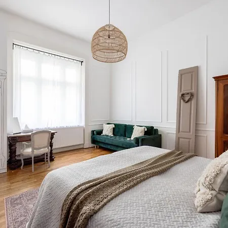 Charming And Unique With Balcony By The Great Synagogue Apartman Budapest