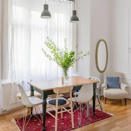 Charming And Unique With Balcony By The Great Synagogue * Budapeszt